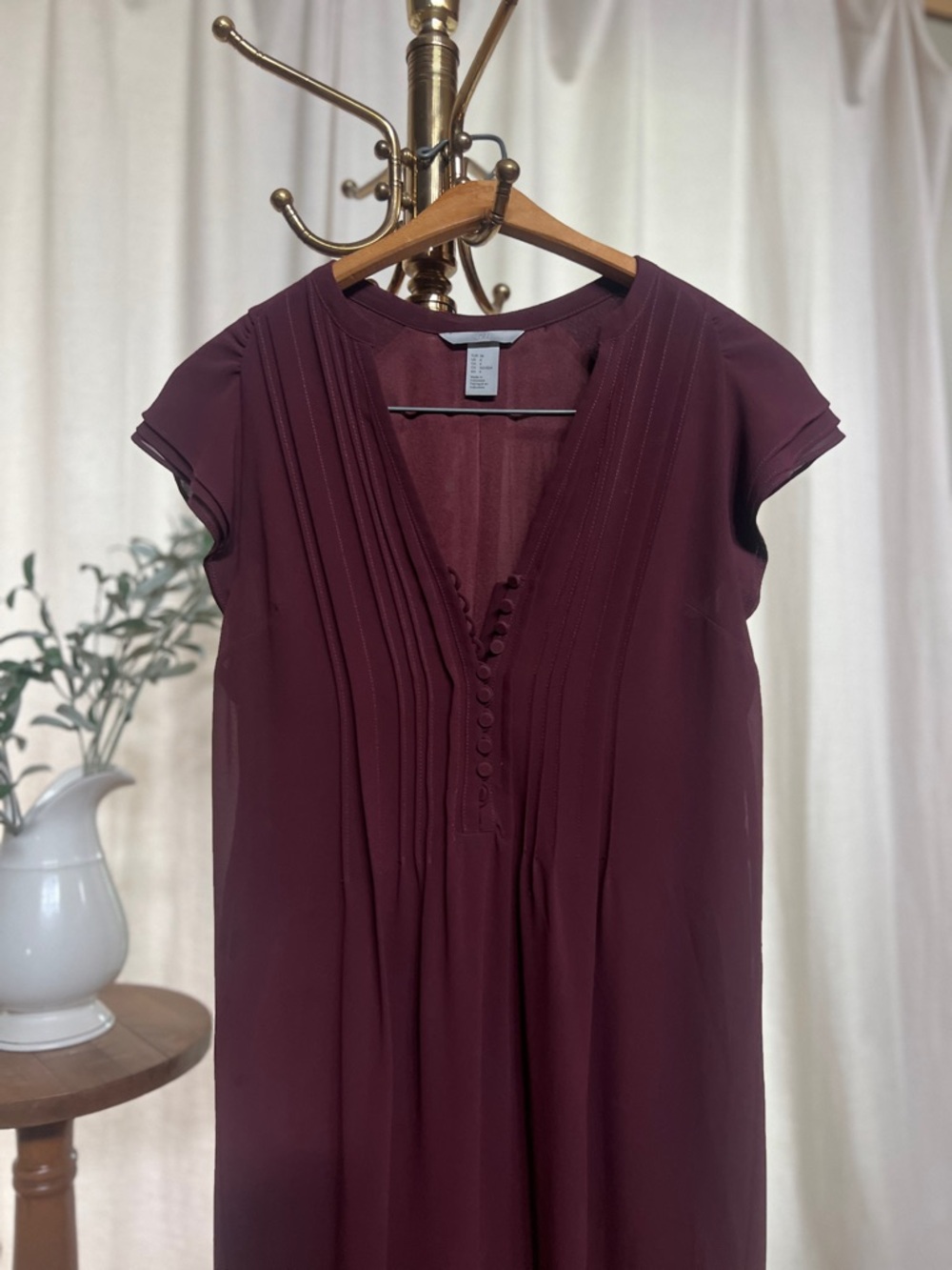 H&M Women's Plum Cap-Sleeve V-Neck Dress